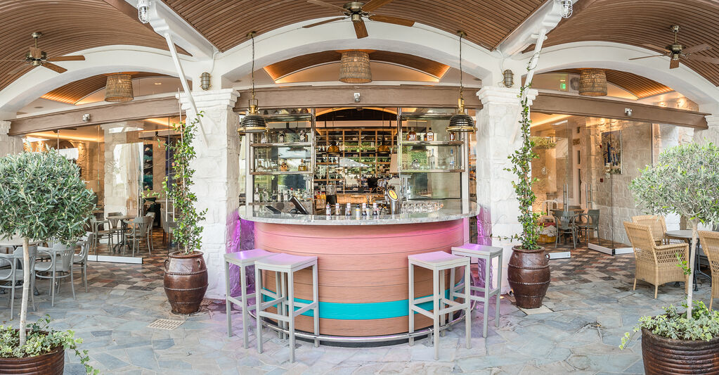 Columbia Beach Resort