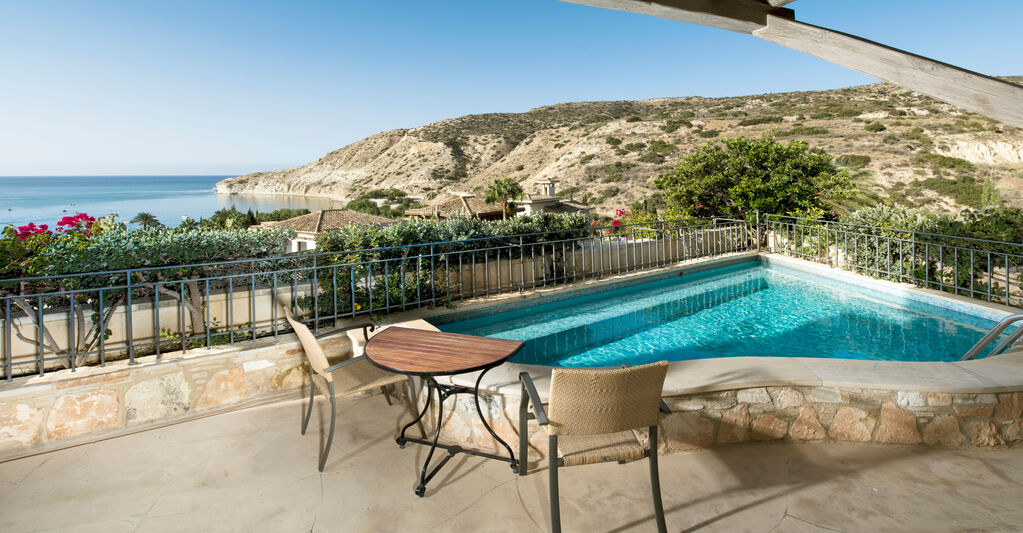 Columbia Beach Resort