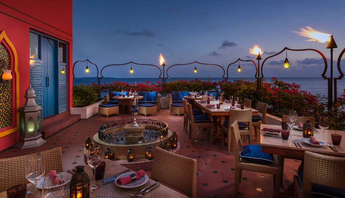 Four Seasons Resort Maldives at Landaa Giraavaru