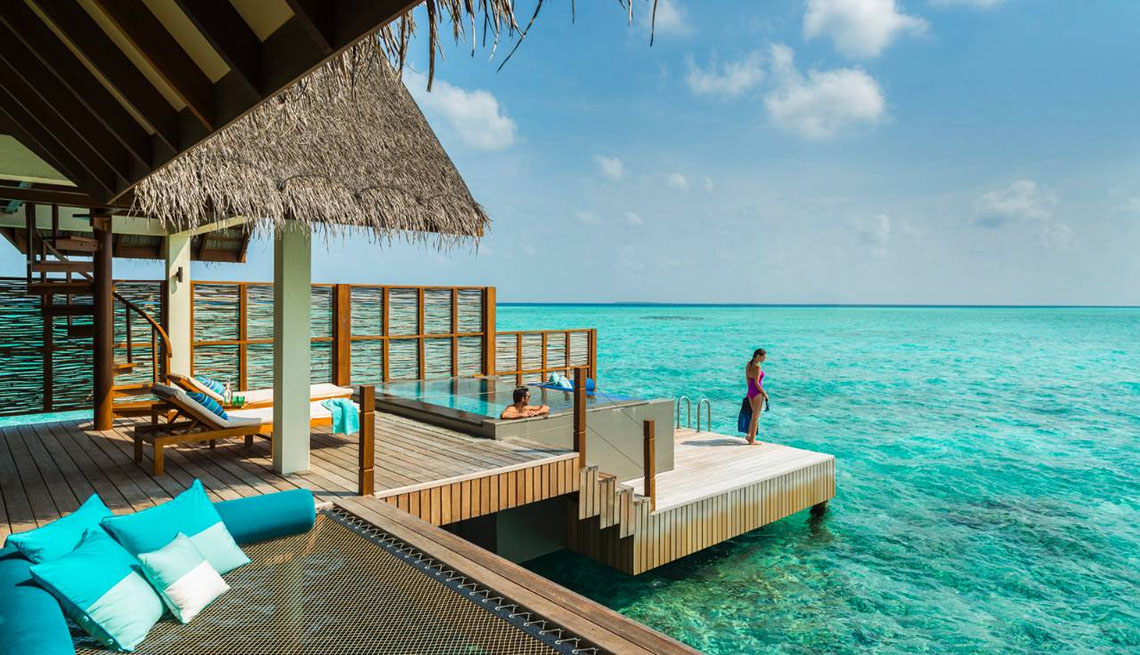 Four Seasons Resort Maldives at Landaa Giraavaru
